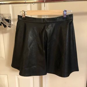 BRAND NEW AMERICAN EAGLE LEATHER SKIRT